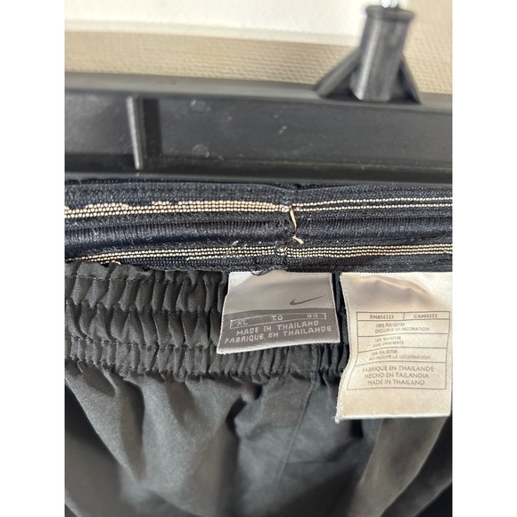 Nike Black Athletic Running Gym Shorts Elastic Waist Activewear men's XL - Picture 4 of 6